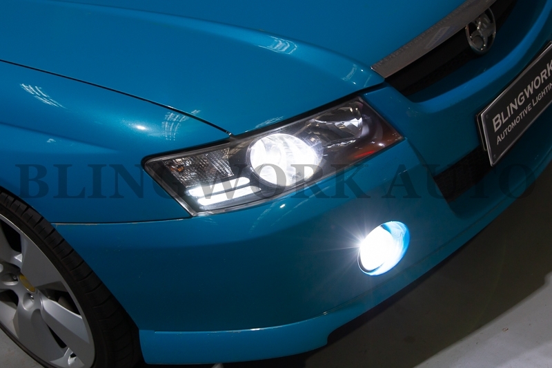 Vz commodore headlight on sale globe